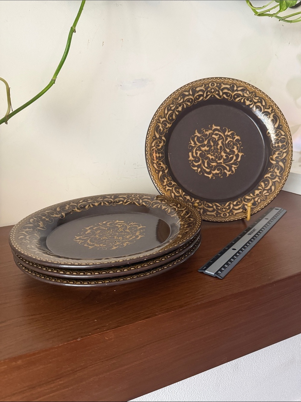 Vtg. Franciscan Earthenware Gold & Brown Jamoca Dinner Plates 10 3/4” Discont.